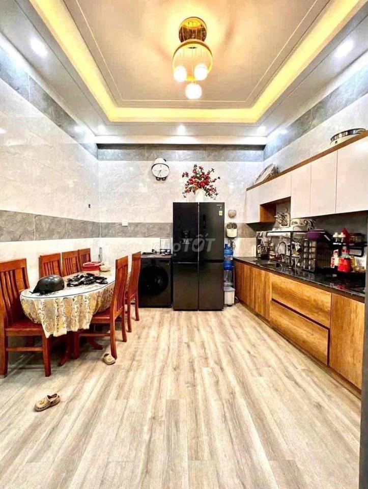 NHÀ TRỆT LẦU LỘ Ô TÔ GIÁ RẺ HẺM 9 PHẠM NGỌC HƯNG GẦN LOTTE