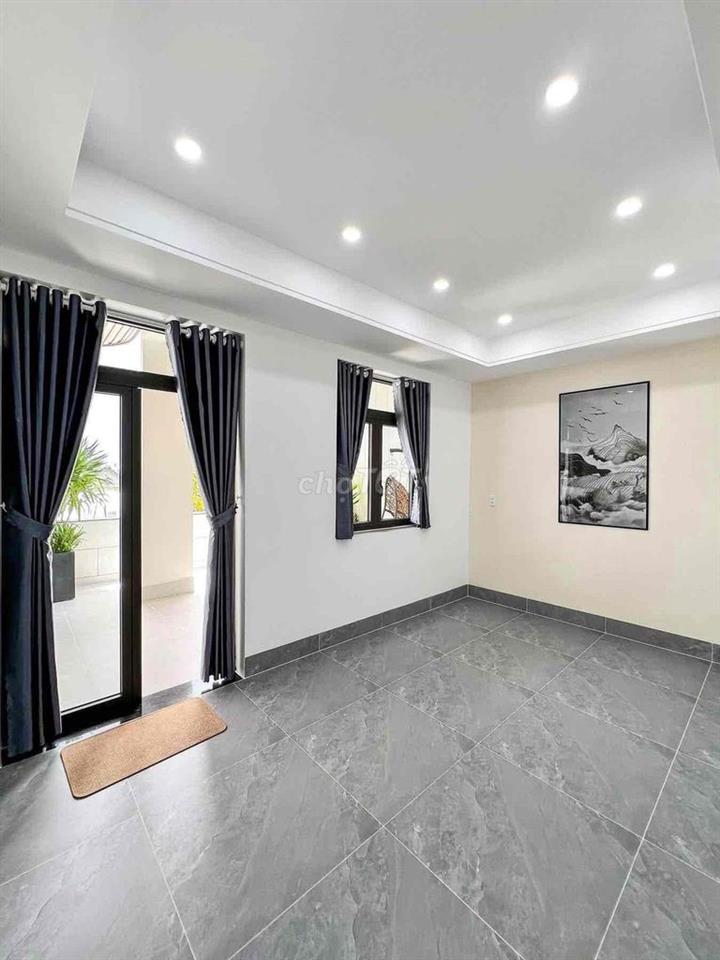 SIÊU PHẨM 3 TẦNG ĐƯỜNG D6 KDC HỒNG LOAN GẦN BV NAM CẦN THƠ, BẾN XE TT