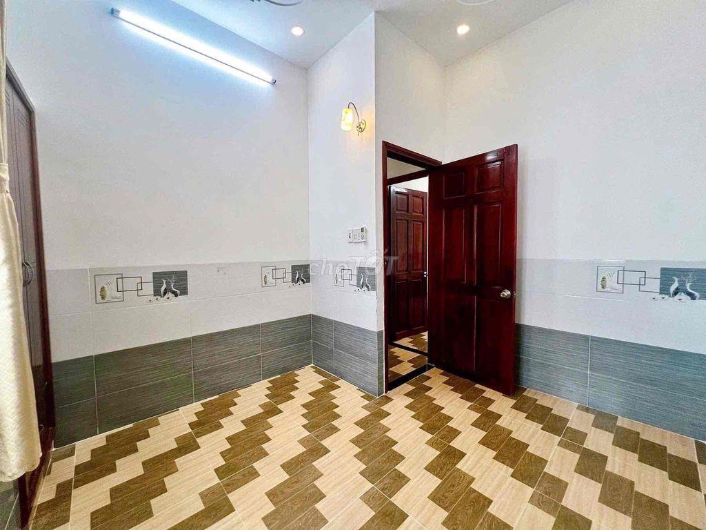 NHÀ TRỆT LẦU RỘNG ĐẸP 3PN HẺM 124 PHẠM NGŨ LÃO GIÁ TỐT