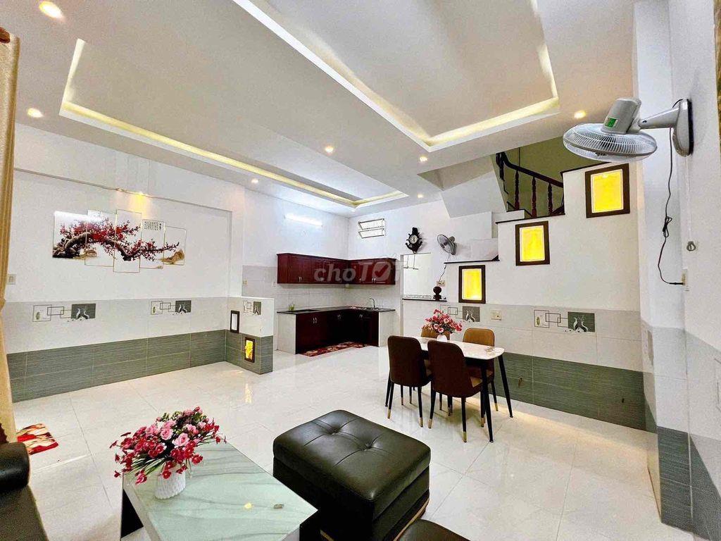 NHÀ TRỆT LẦU RỘNG ĐẸP 3PN HẺM 124 PHẠM NGŨ LÃO GIÁ TỐT