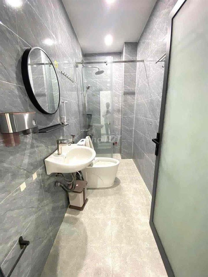 CHO THUÊ NHÀ TRỆT LẦU MỚI XÂY HIỆN ĐẠI HẺM LT 3-4 ĐƯỜNG NGUYỄN VĂN CỪ