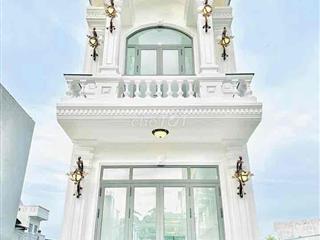 CHO THUÊ NHÀ MẶT TIỀN DIỆN TÍCH RỘNG ĐẸP ĐƯỜNG TRẦN HOÀNG NA DTSD 400m