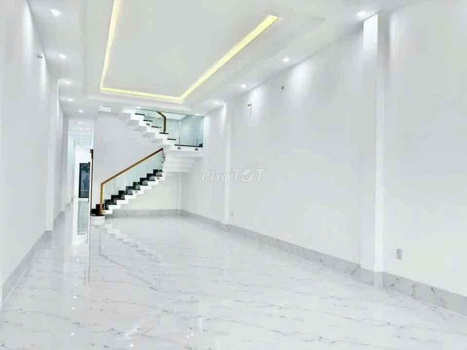 CHO THUÊ NHÀ MẶT TIỀN DIỆN TÍCH RỘNG ĐẸP ĐƯỜNG TRẦN HOÀNG NA DTSD 400m