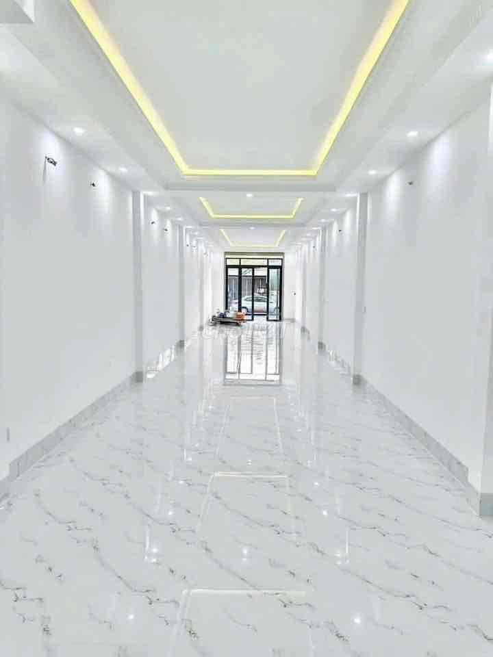 CHO THUÊ NHÀ MẶT TIỀN DIỆN TÍCH RỘNG ĐẸP ĐƯỜNG TRẦN HOÀNG NA DTSD 400m