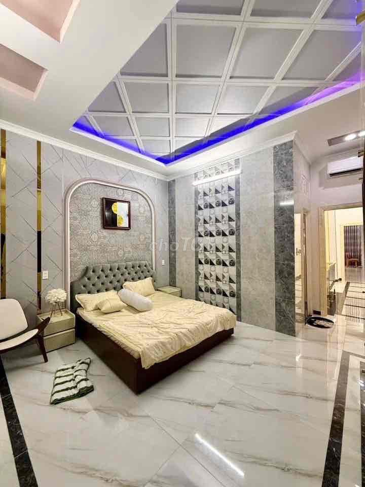CHỦ ĐỊNH CƯ BÁN GẤP CÓ GIÁ TỐT NHÀ MẶT TIỀN TÚ XƯƠNG KDC HỒNG PHÁT