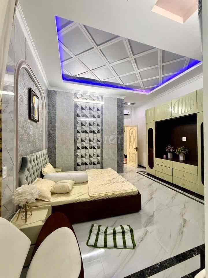 CHỦ ĐỊNH CƯ BÁN GẤP CÓ GIÁ TỐT NHÀ MẶT TIỀN TÚ XƯƠNG KDC HỒNG PHÁT