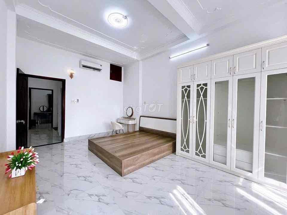 CHO THUÊ NHÀ TRỆT 2 LẦU CÓ SẴN NỘI THẤT KDC CÔNG TY 8 (HƯNG PHÚ 2)