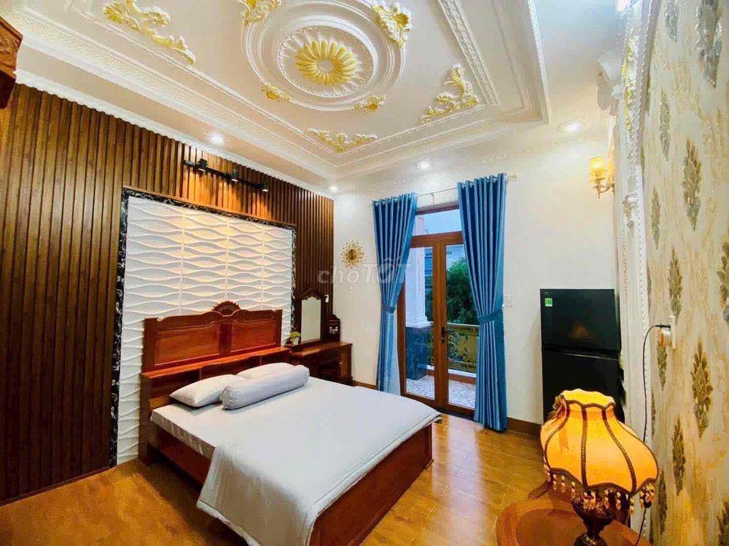 CHO THUÊ NHÀ 3 TẦNG MỚI ĐẸP FULL NỘI THẤT LỘ Ô TÔ KDC CỬU LONG