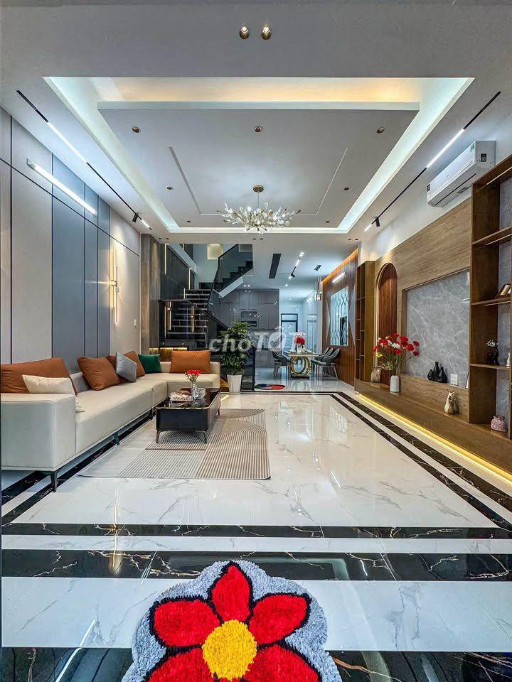 Bán nhà 3 tầng kdc Hồng Loan 80m2 full nội thất