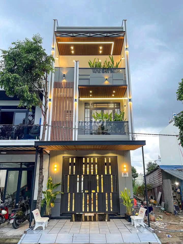 Siêu phẩm nhà 1 trệt 2 lầu KDC Hồng Loan 80m2 full nội thất