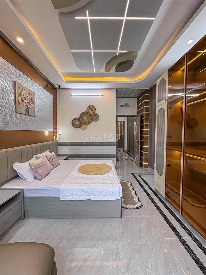 SIÊU PHẨM NHÀ 3 TẦNG TUYỆT ĐẸP TRUNG TÂM NINH KIỀU GẦN ĐH Y DƯỢC