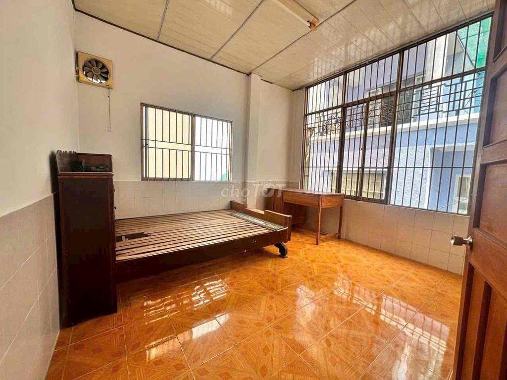 cho thuê nhà cách lộ lơn đường mậu thân 1et