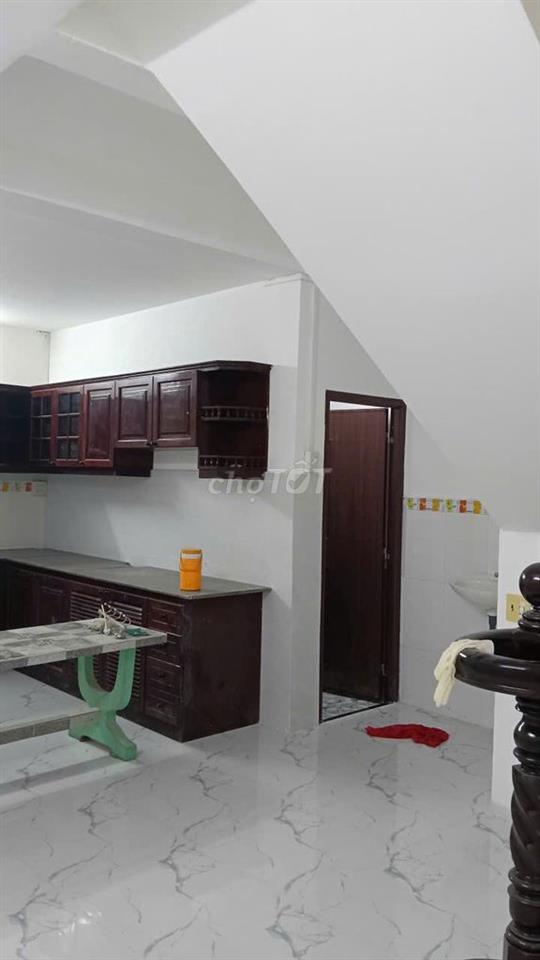 Nhà cho thuê hẻm 70