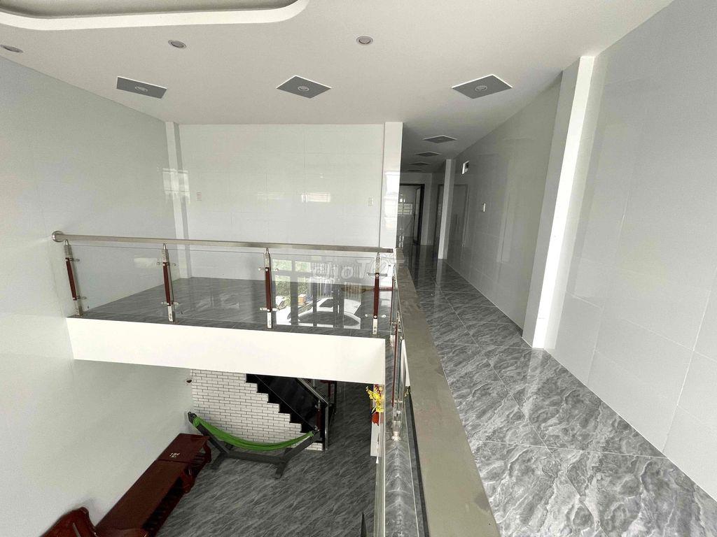 Cho Thuê Nhà Mới 3 Phòng Ngủ Có Nội Thất Gần Trường Đại Học Tây Đô