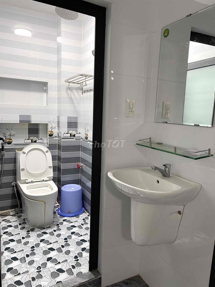 Cho Thuê Nhà Mới 3 Phòng Ngủ Có Nội Thất Gần Trường Đại Học Tây Đô