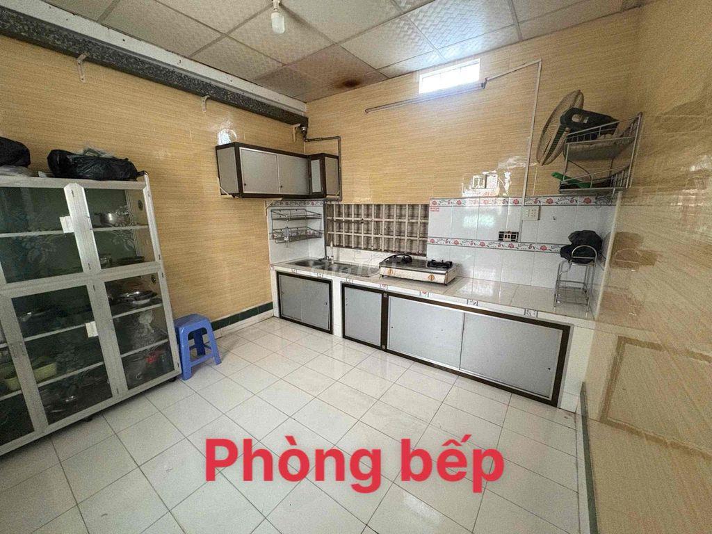 Cho thuê nhà gần 586