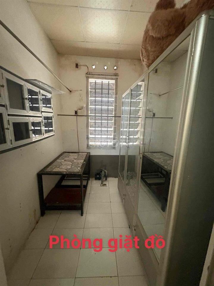 Cho thuê nhà gần 586