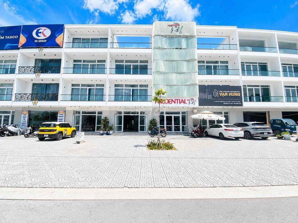 CHO THUÊ NHÀ TRỆT 3 LẦU MẶT TIỀN HƯỚNG QUỐC LỘ 1A KDC HỒNG LOAN 5C