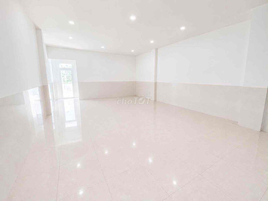 CHO THUÊ NHÀ TRỆT 3 LẦU MẶT TIỀN HƯỚNG QUỐC LỘ 1A KDC HỒNG LOAN 5C