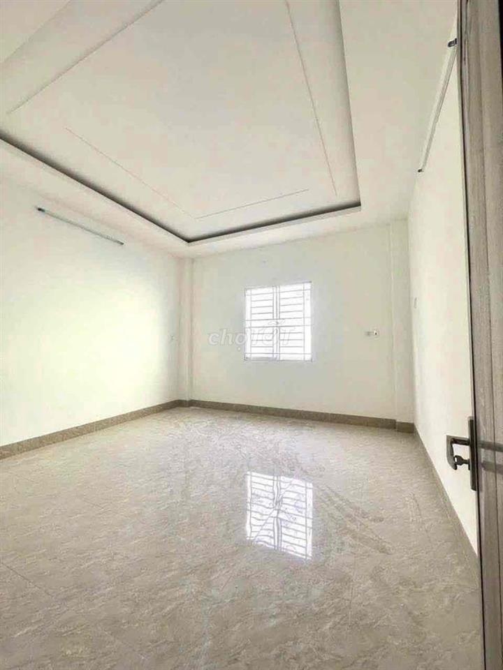 CHỦ GỬI CHO THUÊ NHÀ TRỆT 3 LẦU ĐƯỜNG NGUYỄN VĂN CỪ NỐI DÀI
