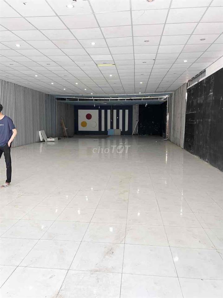 CHỦ GỬI CHO THUÊ NHÀ TRỆT MẶT TIỀN ĐƯỜNG NGUYỄN VĂN CỪ NỐI DÀI