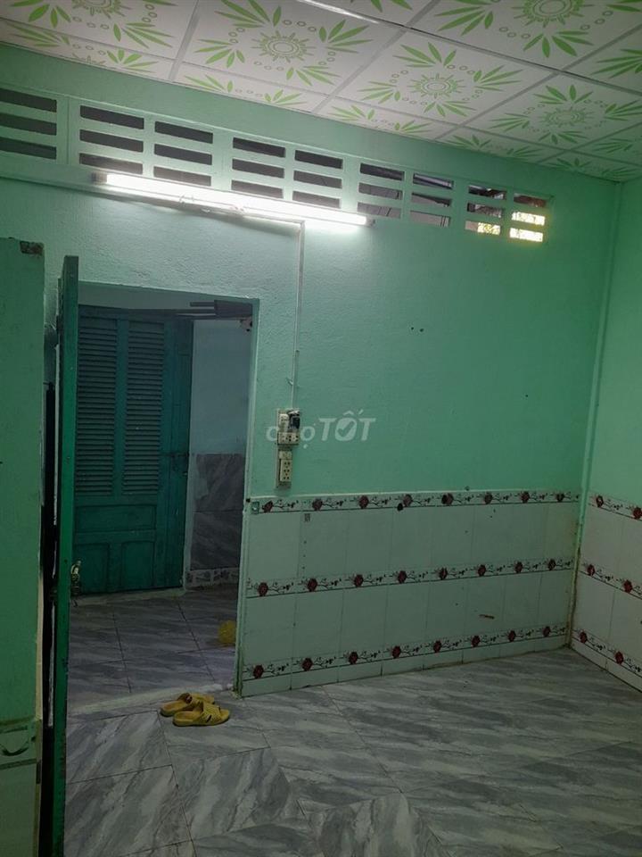 Phòng trọ sinh viên, 395 Trần Quang Diệu