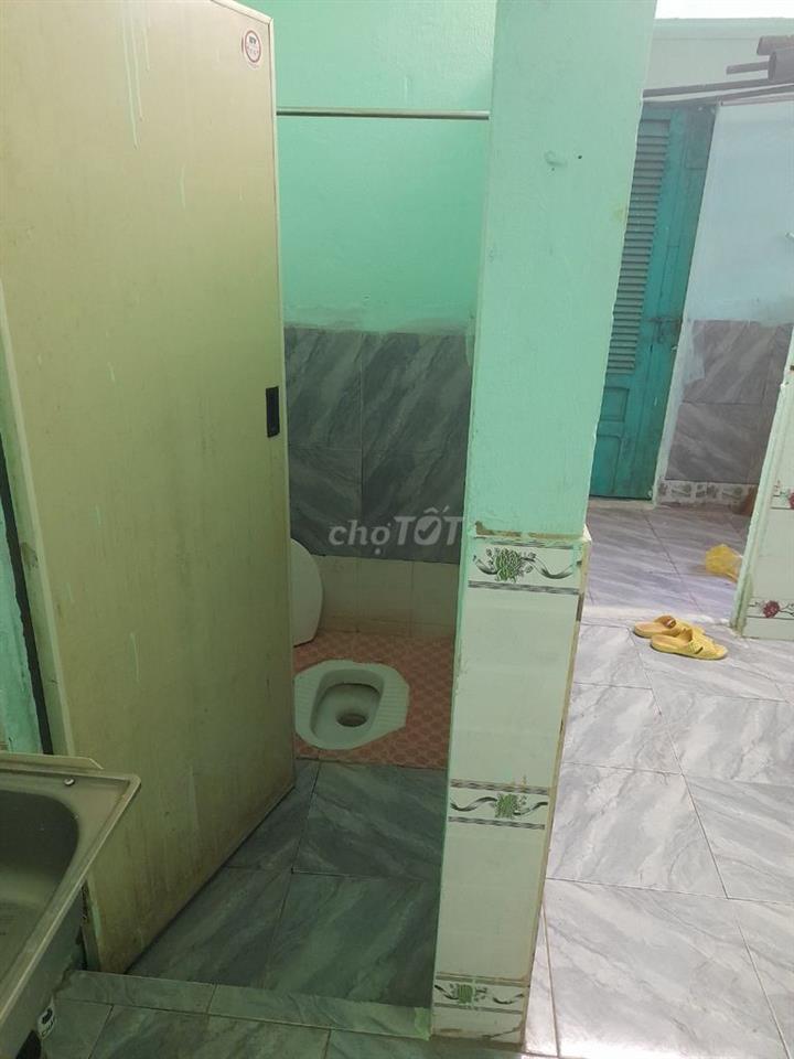Phòng trọ sinh viên, 395 Trần Quang Diệu