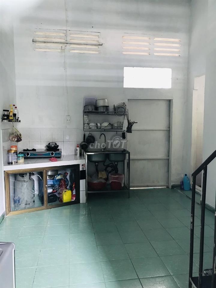 Cho thuê nhà trệt lửng