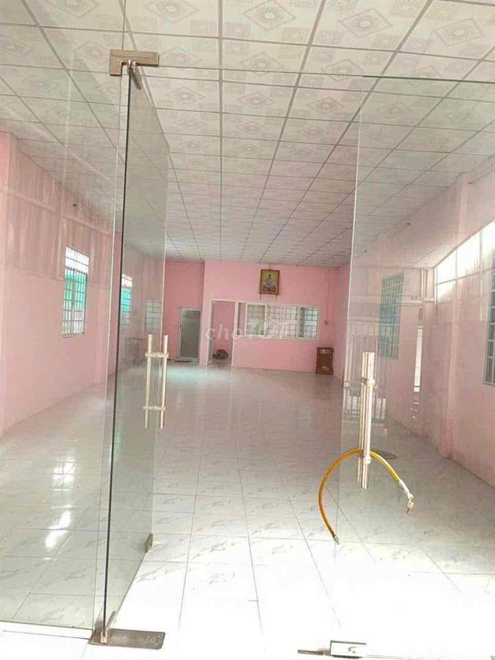 Bán nhà  cấp 4   giảm giá 300tr