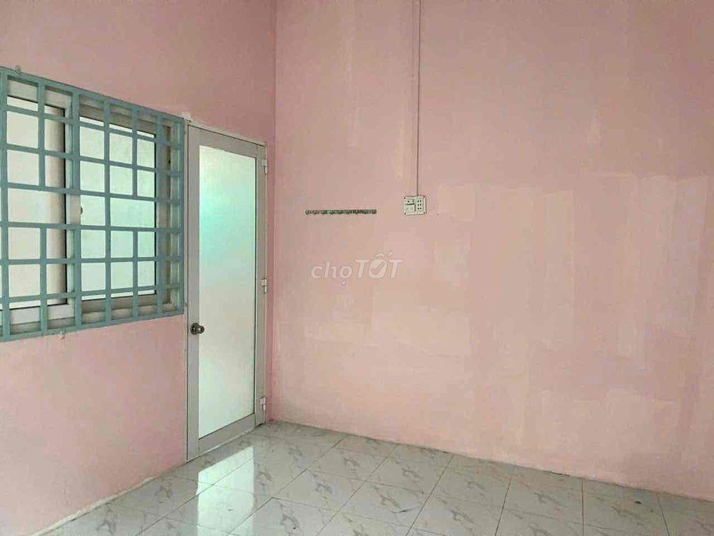Bán nhà  cấp 4   giảm giá 300tr