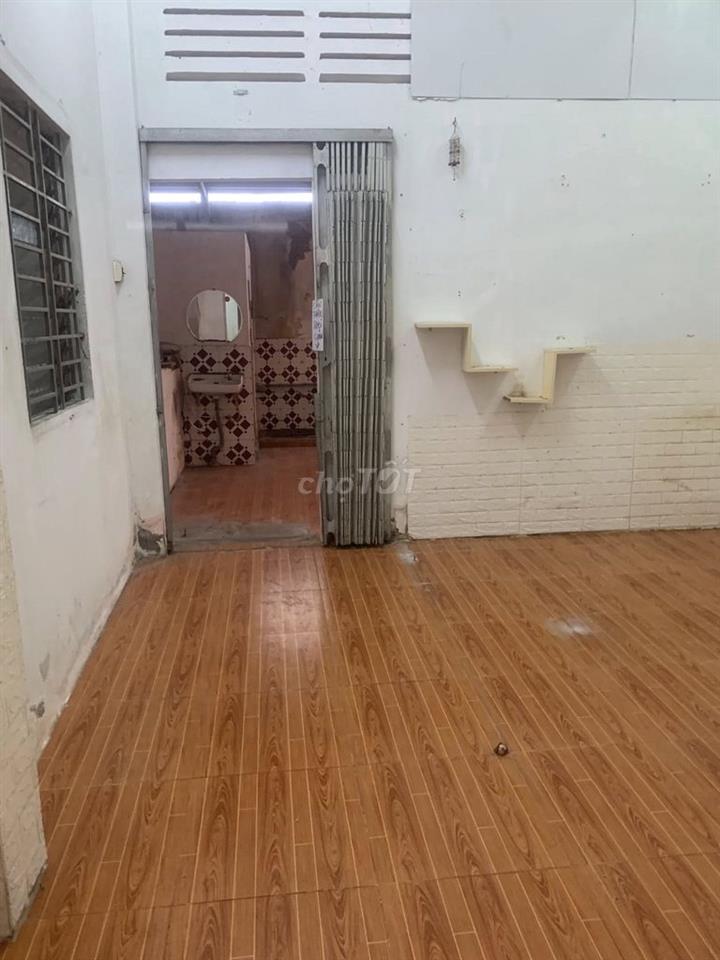 Bán hoặc cho thuê nhà 22/1 Trần Bình Trọng