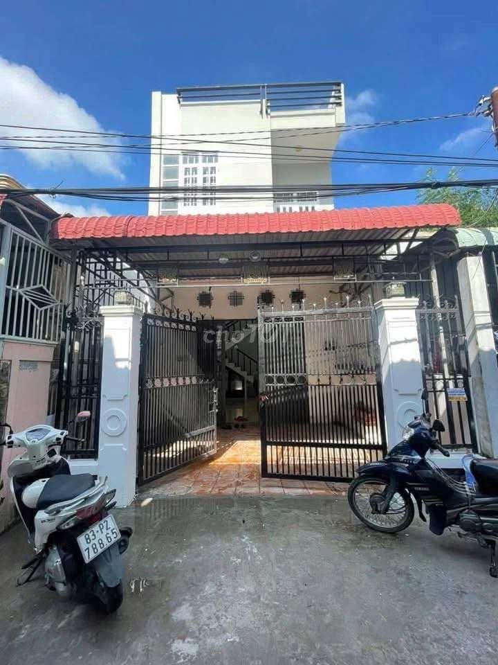 Cho thuê nhà 1 trệt 1 lầu KDC 148 đường 3.2
