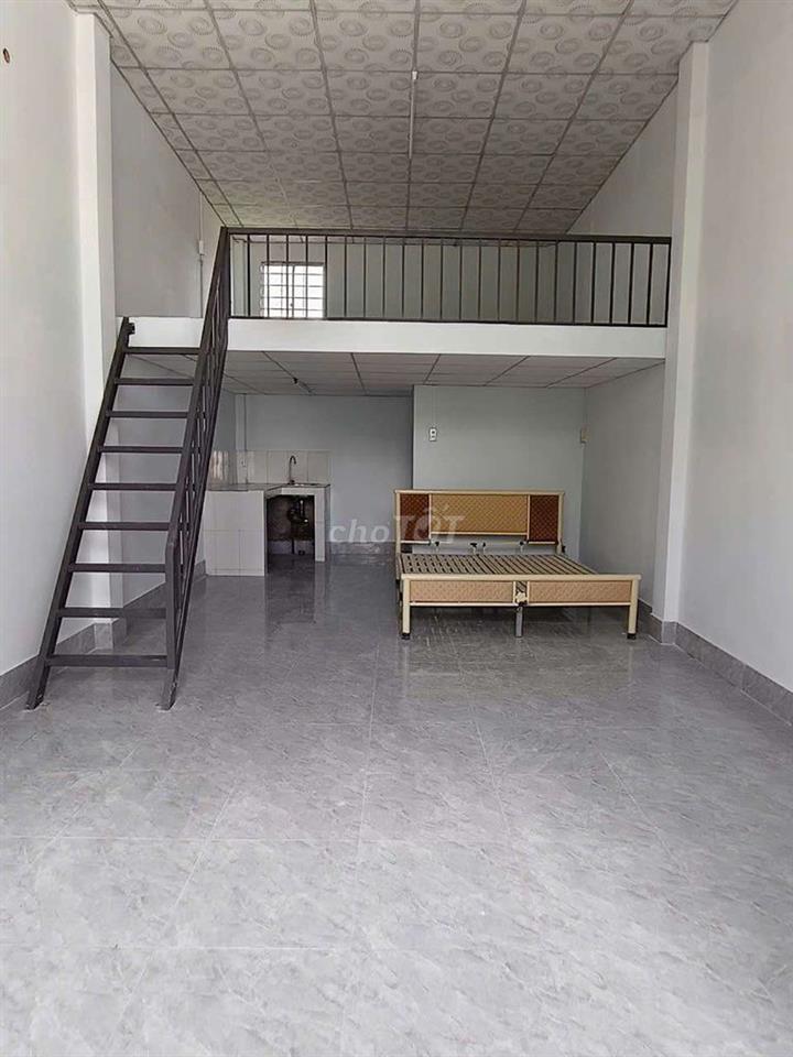 Cho thuê nhà mới cất 40m2 Phạm Ngọc Hưng