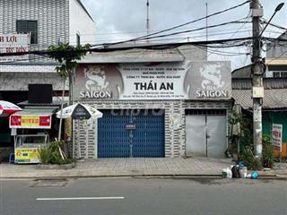 Cho thuê nhà mặt tiền Tầm Vu bờ kè