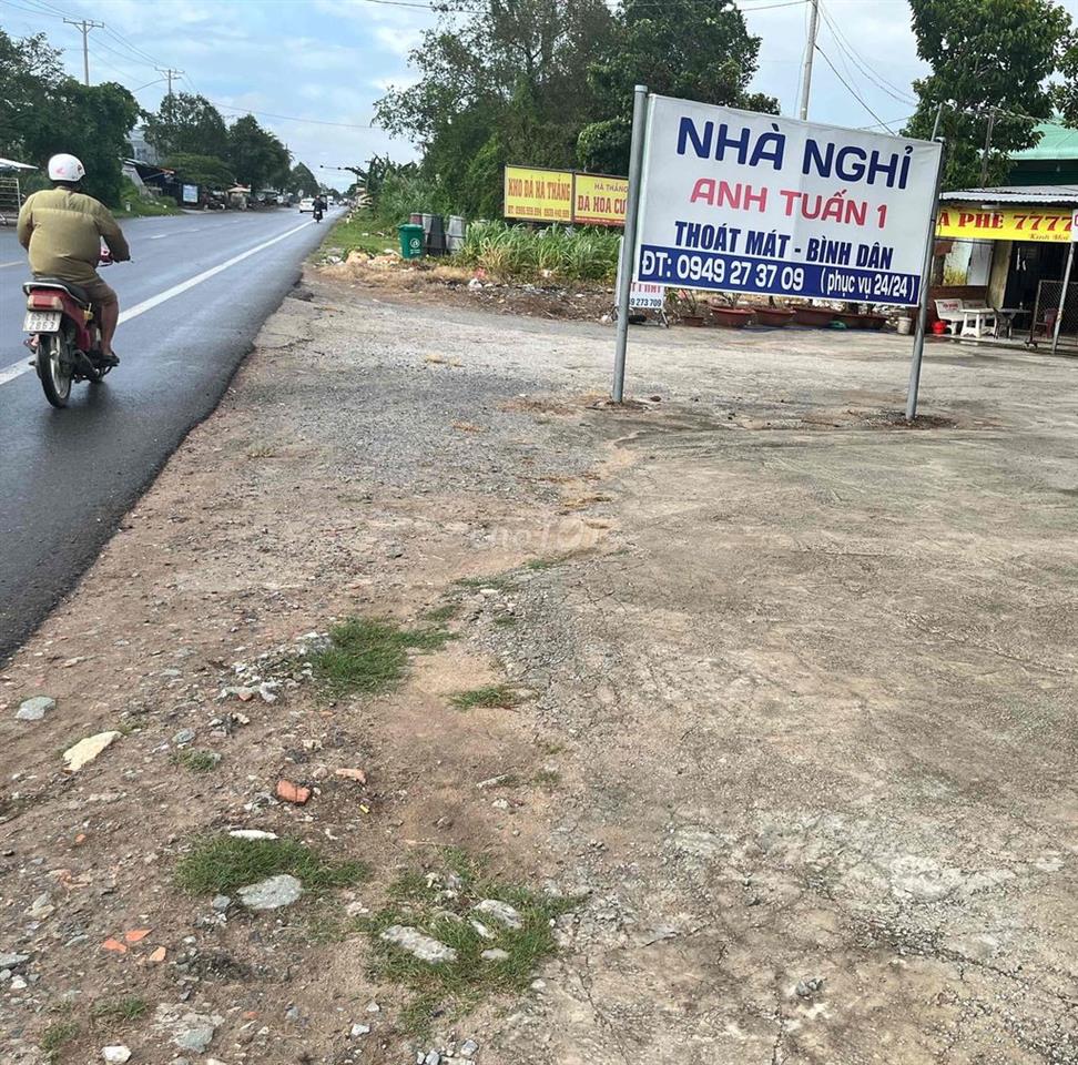 BÁN ĐẤT MẶT TIỀN LỘ 61C