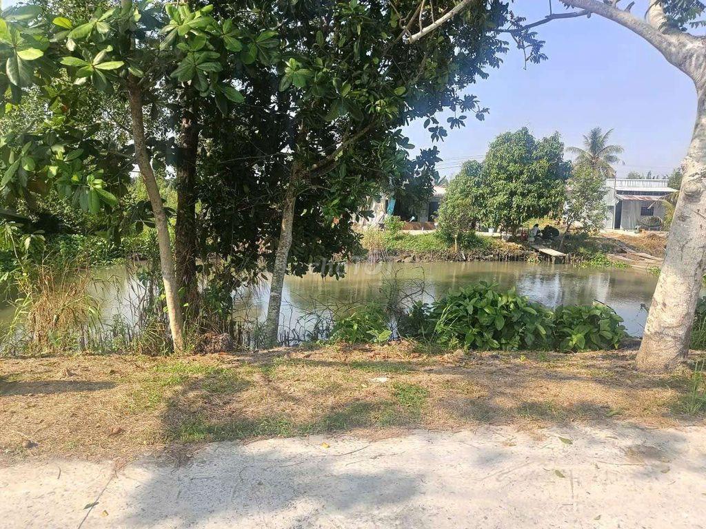 đất nền rộng Trường Long