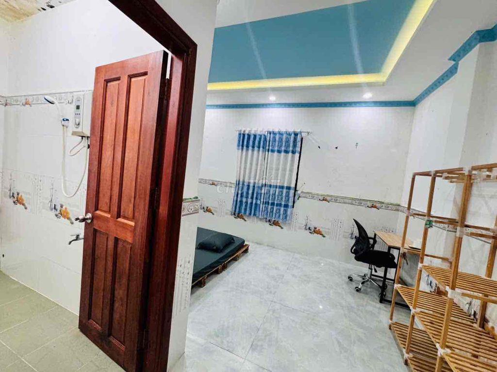 CHO THUÊ PHÒNG KDC HỒNG LOAN 6A - TRẦN HOÀNG NA