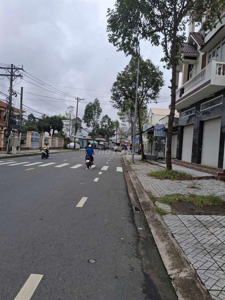 Bán đất ngã ba 2 mặt tiền Đồng Văn Cống-Phạm Hữu Lầu Cần Thơ