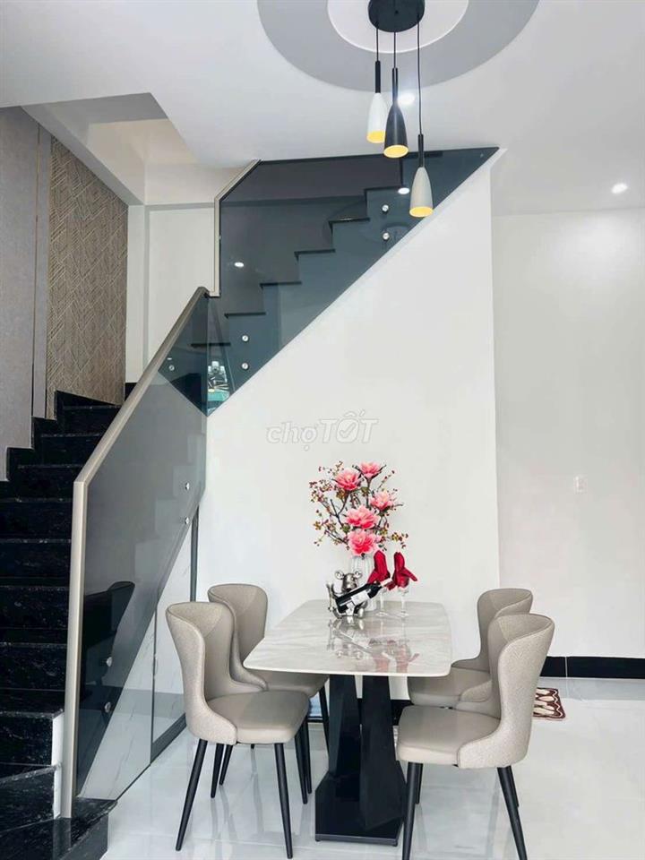 NHÀ TRỆT LẦU MẶT TIỀN ĐƯỜNG HUỲNH PHAN HỘ