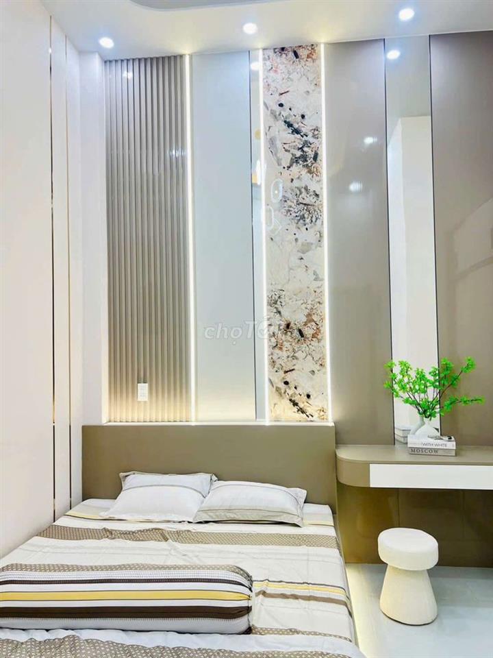 NHÀ TRỆT LẦU MẶT TIỀN ĐƯỜNG HUỲNH PHAN HỘ