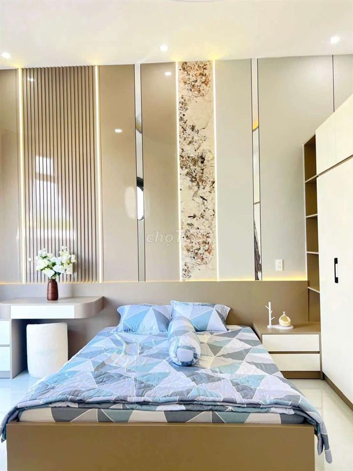NHÀ TRỆT LẦU MẶT TIỀN ĐƯỜNG HUỲNH PHAN HỘ