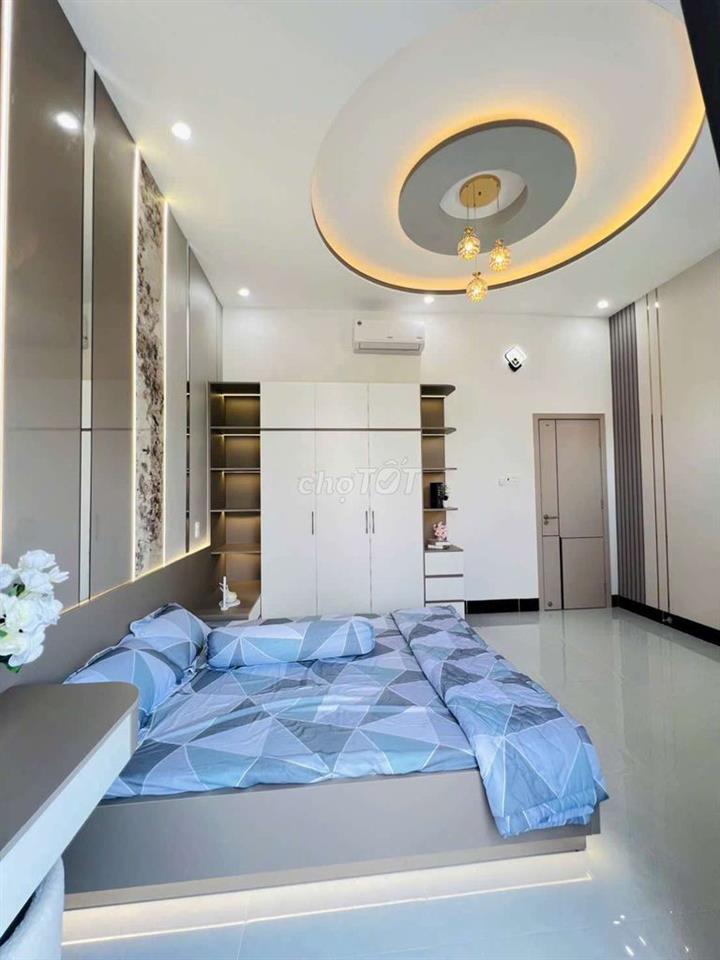 NHÀ TRỆT LẦU MẶT TIỀN ĐƯỜNG HUỲNH PHAN HỘ