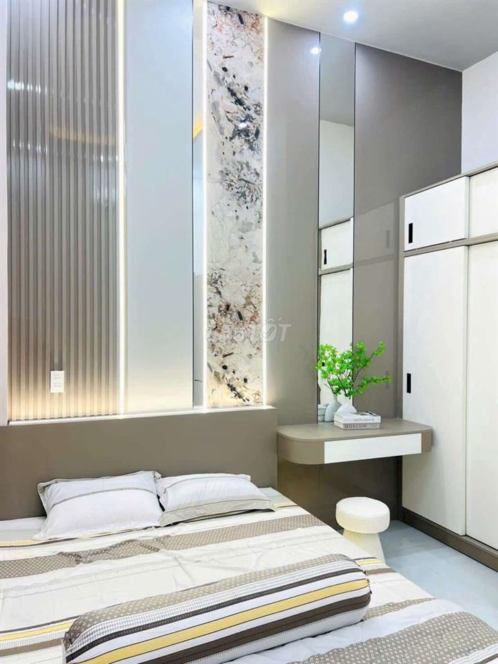 NHÀ TRỆT LẦU MẶT TIỀN ĐƯỜNG HUỲNH PHAN HỘ