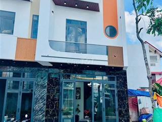 NHÀ TRỆT LẦU MẶT TIỀN ĐƯỜNG HUỲNH PHAN HỘ
