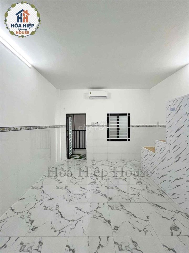 Minihouse Cách Đại Học Cần Thơ Vài Trăm Mét