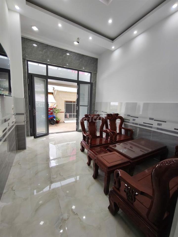 Cho thuê phòng trong nhà nguyên căn Hoàng Quốc Việt - đầy đủ nội thất