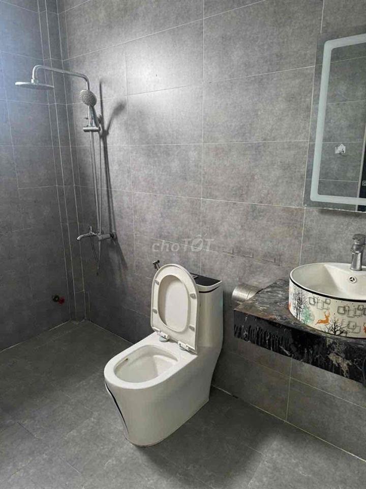 Phòng full đồ . có khu nấu ăn giặt sấy