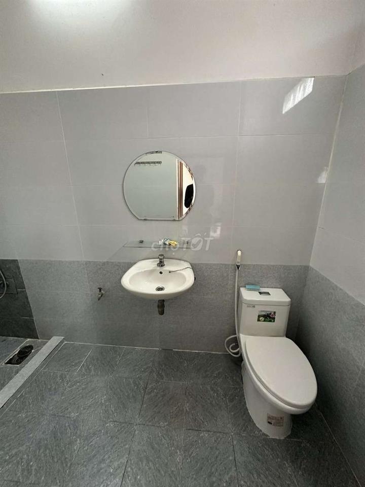 cho thuê phòng khách sạn chuẩn 1*
