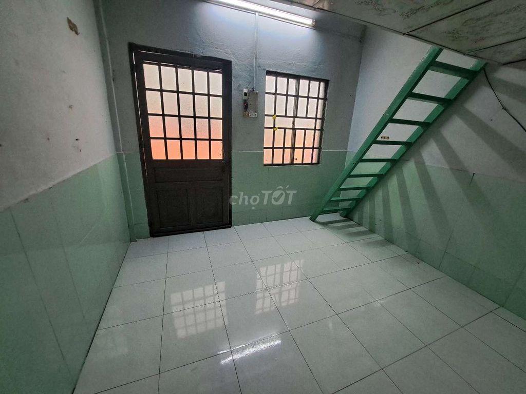Phòng trống mùa tựu trường