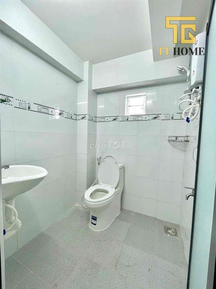 Studio đường 3/2 gần đhct